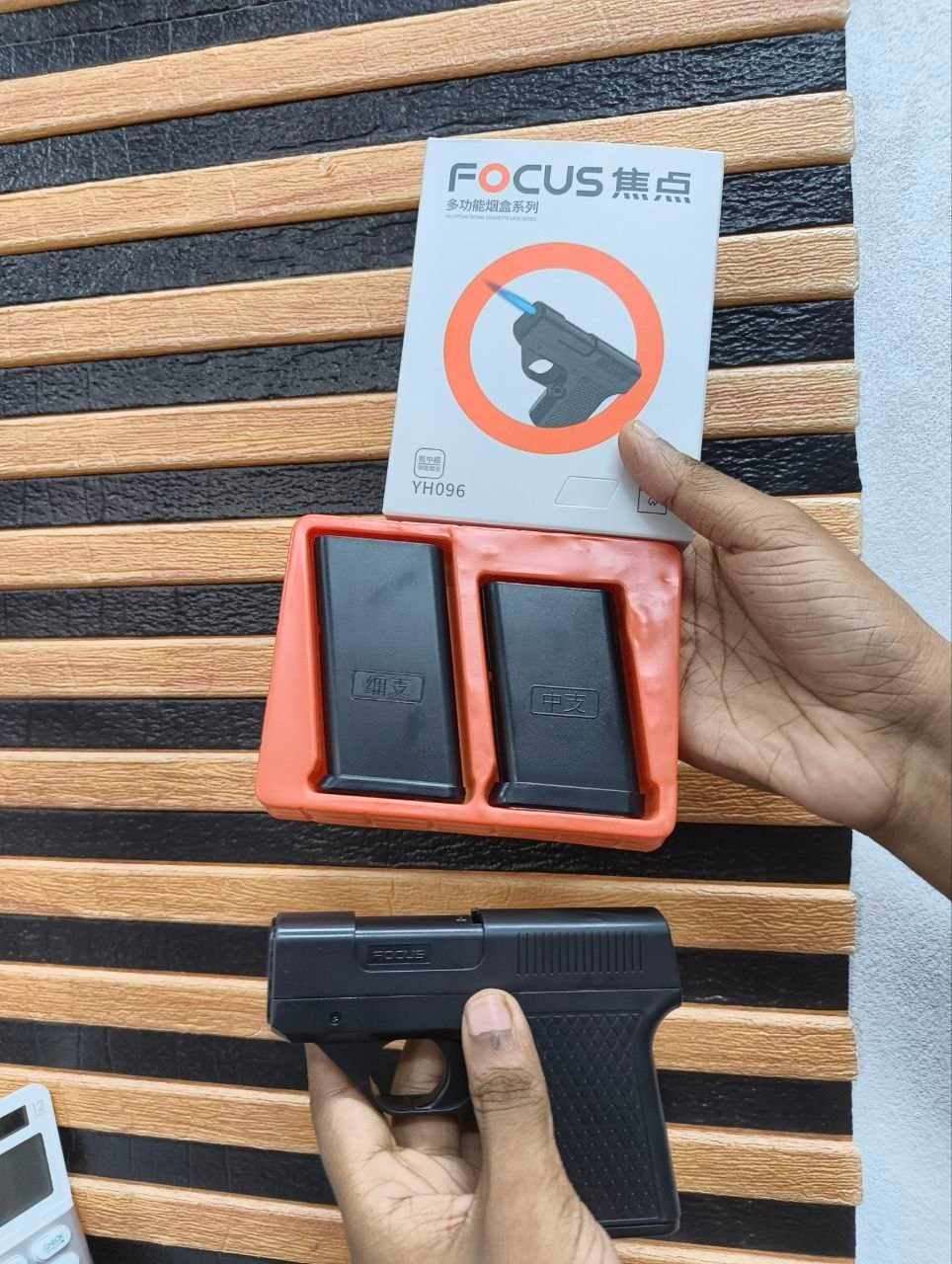 💥Focus YH096  cigarette case  pistol- lighter.💥