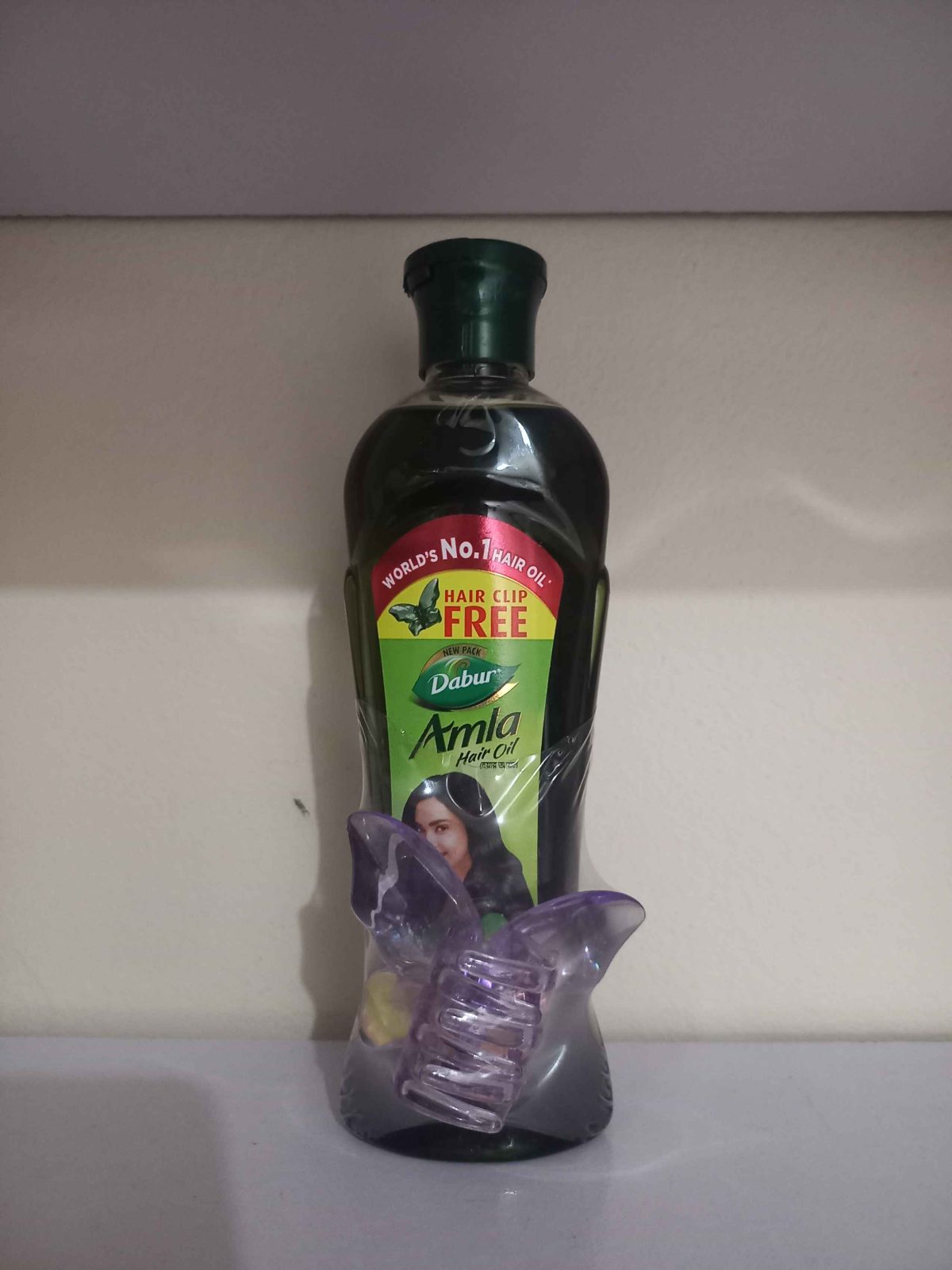 Dabur Amla Hair Oil With Free Hair Clip